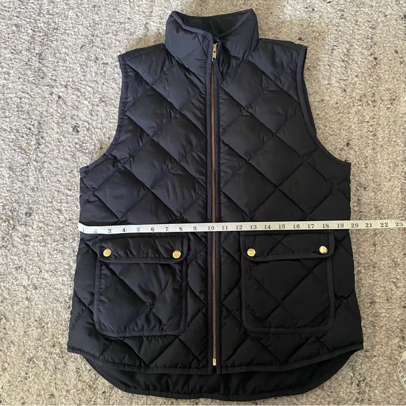 J. Crew Black Quilted Vest with Gold Details - Picture 4 of 6